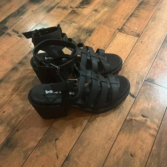Lulu’s x Dirty Laundry “Fun Stuff” Black Gladiator Sandals – Size 8 - Picture 5 of 6